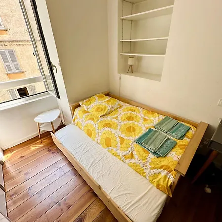 Centre - # 2 Appartement *